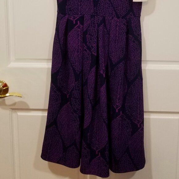Ladies' LuLaRoe Amelia Dress, Size XS, New with Tags                   HOST PICK - Picture 4 of 14